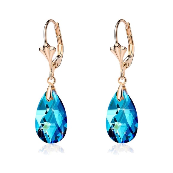 🆕 💎Austrian Crystal Teardrop Leverback Dangle Earrings 14K Gold Plated - Picture 1 of 4